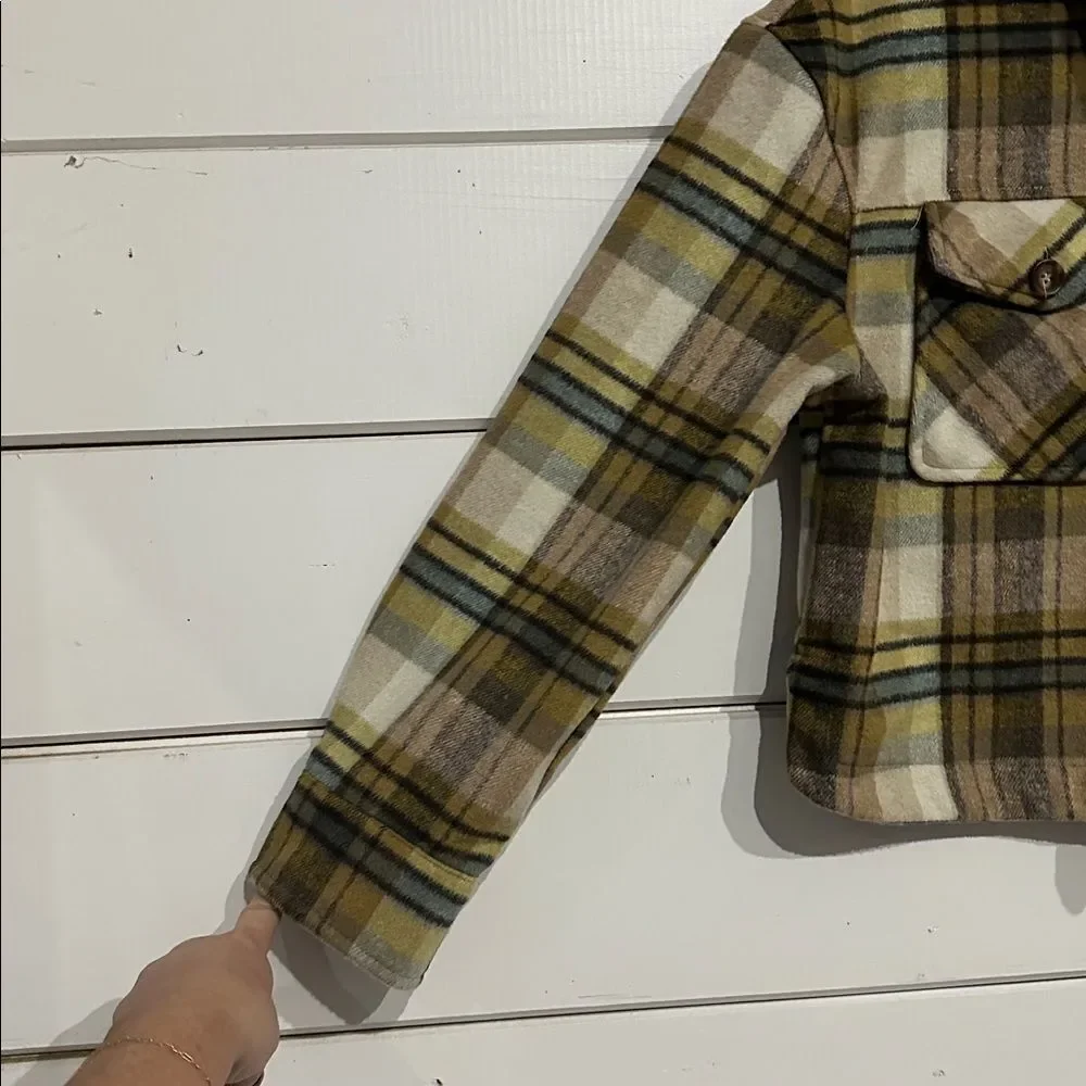 Bagatelle Collection Plaid Crop Jacket Women’s Large Wool Blend Shacket